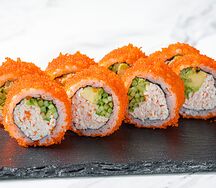 Калифорния ролл со снежным крабом