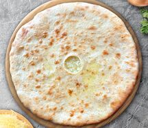 Осетинский пирог с луком и сыром
