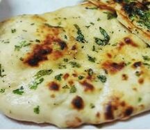 Хлеб с сыром и чесноком