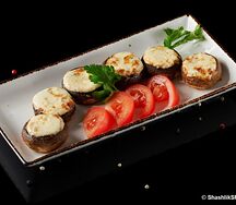 Шампиньоны с сыром