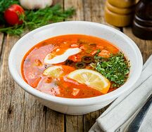 Солянка сборная мясная