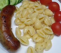 Купаты с макаронами