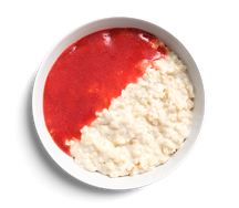 Овсяная каша с клубничным соусом