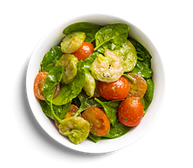 Салат с креветками, шпинатом и соусом песто