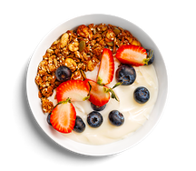 Йогурт с гранолой и ягодами