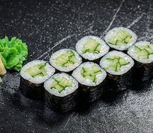 Каппа маки с огурцом