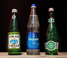 Вода минеральная с газом