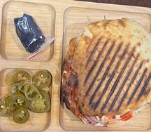 Донер с курицей на углях