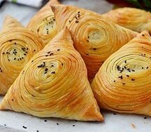 Самса из ветчины и сыром