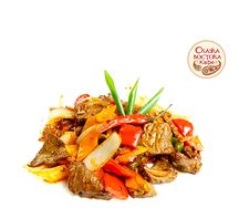 Свинина, запеченная с овощами