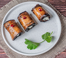 Баклажаны с орехами