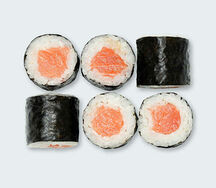 Маки с лососем