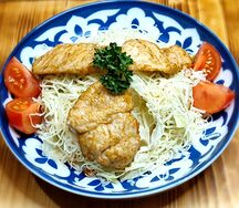 Цезарь с курицей