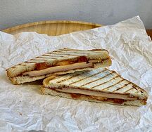 Сэндвич с ветчиной