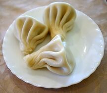 Хинкали со свининой и говядиной