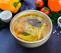 Куриный суп с лапшой