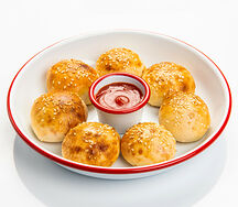 Пицца-болл с колбасками и сыром 7 шт