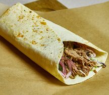 Ролл с рваной говядиной