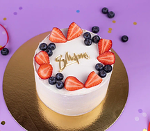 Торт Подарочный 8 марта с ягодами