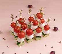 Набор канапе с мини моцареллой