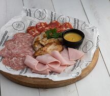 Мясное ассорти