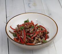 Салат с говядиной по-грузински
