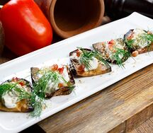 Баклажаны с чесночным соусом по грузински