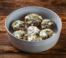 Запечённые шампиньоны с сыром 