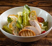 Цезарь с цыпленком или креветками