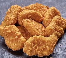 Наггетсы куриные и соус на выбор