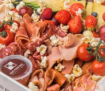 Вох мясных деликатесов, Фруктов и ягод L