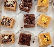 Ассорти пирожных