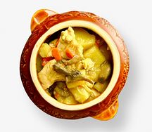 Жаркое из курицы, картофеля и грибов