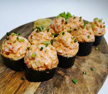 Ролл острая креветка