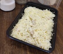 Макароны Бантики с сыром и ветчиной