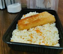 Котлета рыбная с рисом