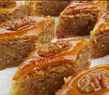 Пахлава с грецким орехом и медом