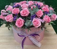 Коробочка роз и статицы Роскошный день