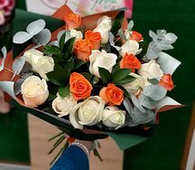 Букет в бело-рыжих тонах Мотив