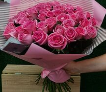 Букет из 51 розовой розы