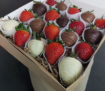 Клубника в шоколаде Три шоколада