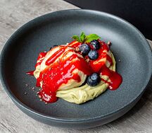 Сырники с фисташковым кремом