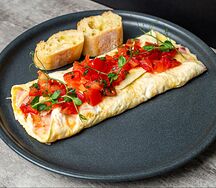 Омлет с ветчиной и сыром