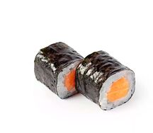 Ролл с лососем ян