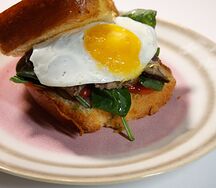 Бриошь с говядиной