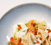 Блины с лососем и муссом пармезан