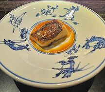 Стейк из палтуса с овощами гриль