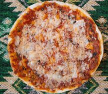 Ламаджо с мясом и сыром