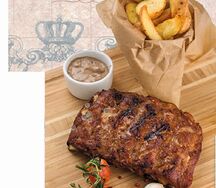 Свиные ребра в пряном маринаде с картофелем Айдахо