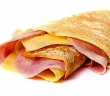 Блин с ветчиной и сыром